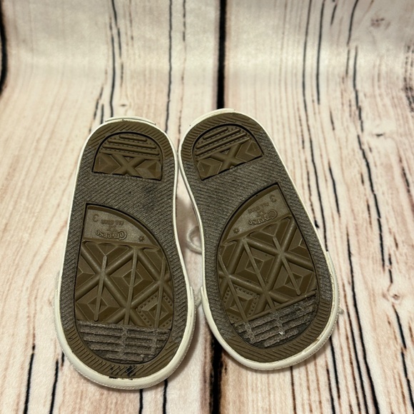 Converse little kids pink all star shoes size 3 - Picture 8 of 9